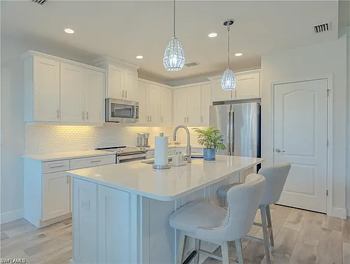 2335 Sawyers Hill Rd #503 Photo 1