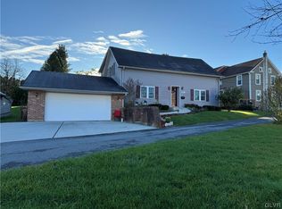 4341 Spruce St, Whitehall, PA 18052