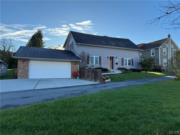 4341 Spruce St, Whitehall, PA 18052