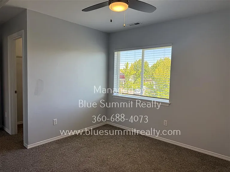 7633 Rushmore Way NE — Photo 15