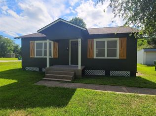 401 N Tinsley St, Angleton, TX 77515