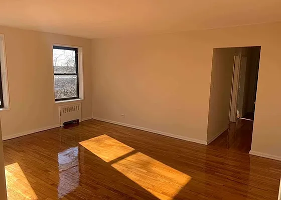 Rented by Queens Apartments Realty LLC | media 2