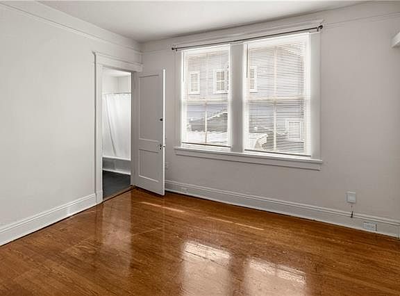 4th image of 2221 Napoleon Ave
