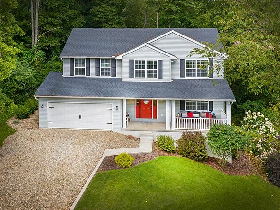 4th image of 11 Greenwood Ct