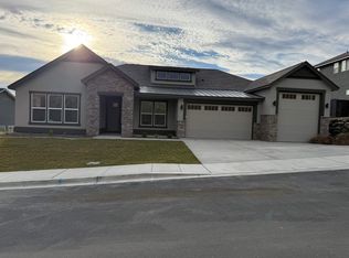 242 Epic St, Richland, WA 99352