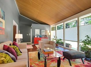 2432 Ridgewood Rd NW, Atlanta, GA 30318