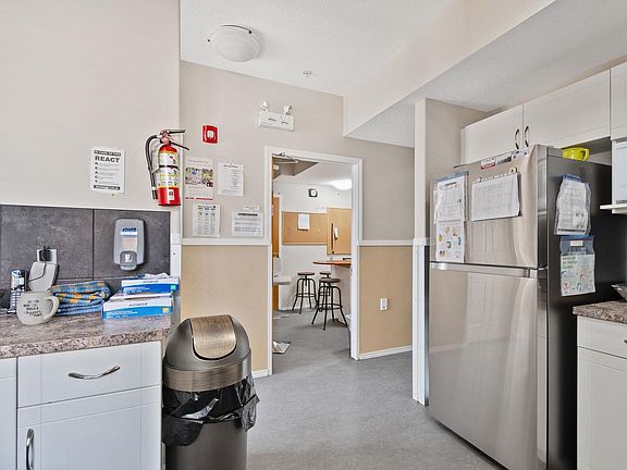 5th image of 9512 154th St NW