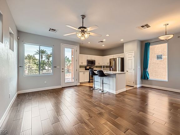 4th image of 3558 Harbor Tides St