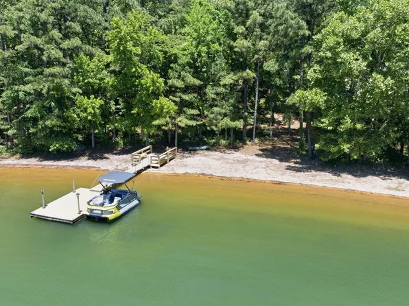 34 Harbor Point Dr, Jenkinsville, SC 29065