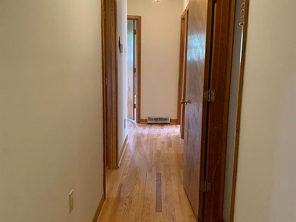 5th image of 1412 Lockewood Dr