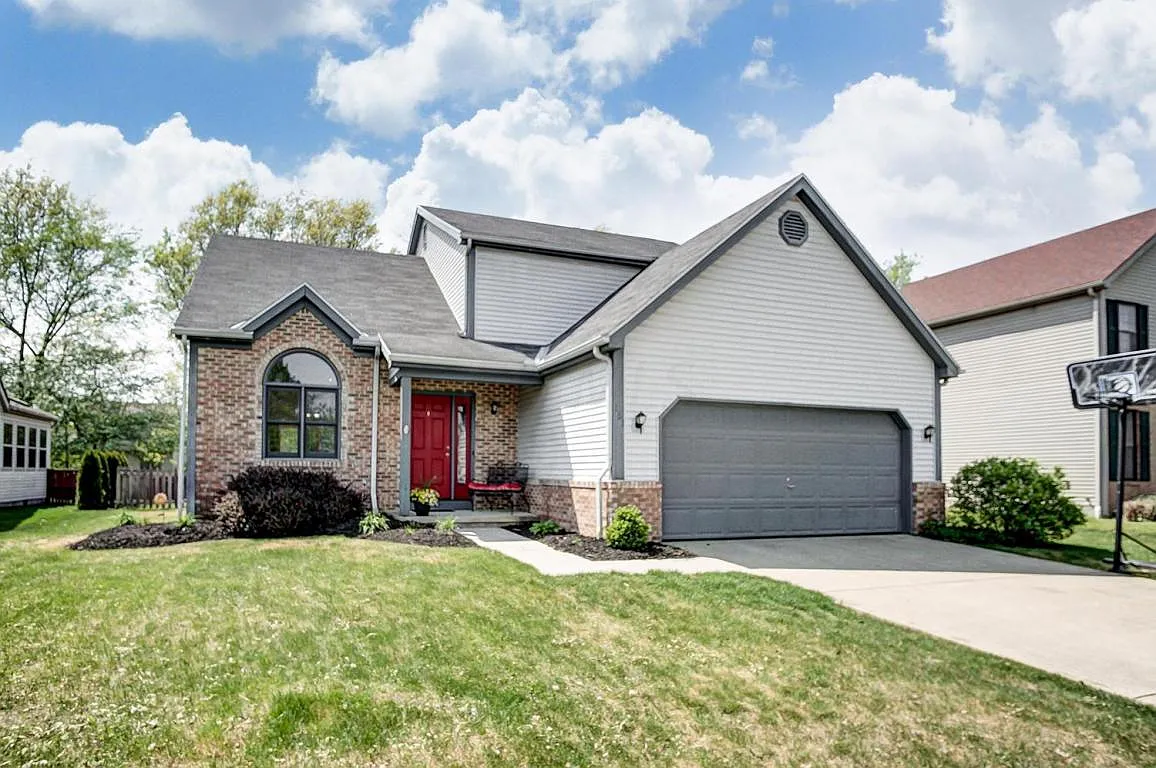 161 Bridgeport Way photo 1