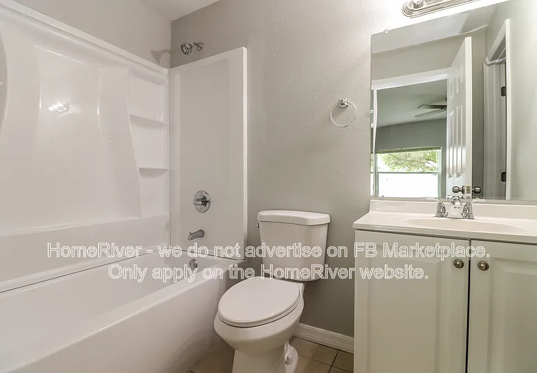2213 E Emma St — Photo 12