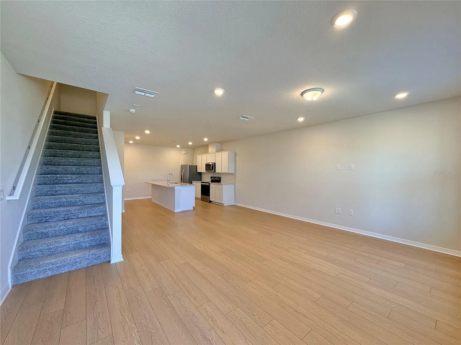 SL 16256 Bright Leaf Rd — Photo 2
