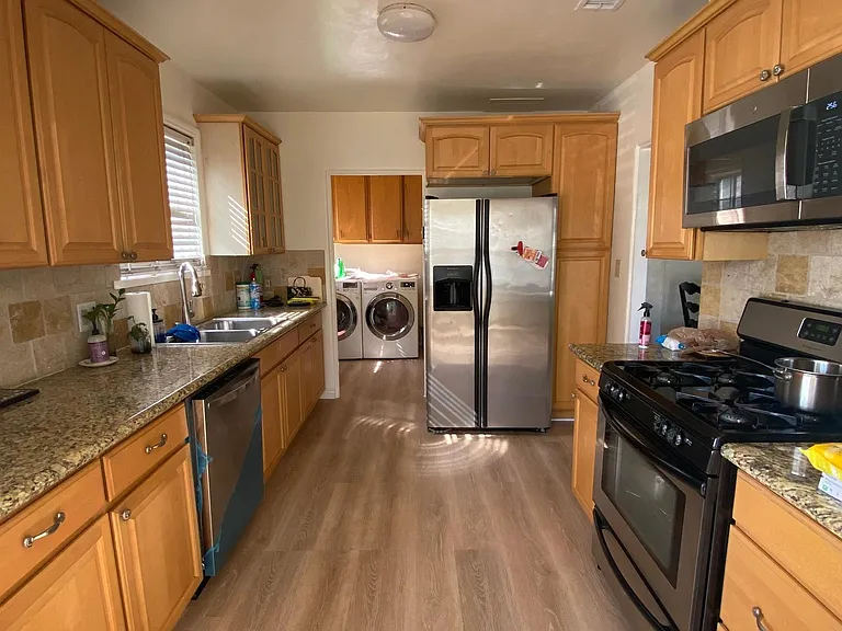 19 E Forest Ave — Photo 10