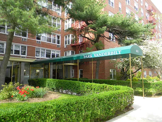 Sold by Orrichio Anderson | media 10