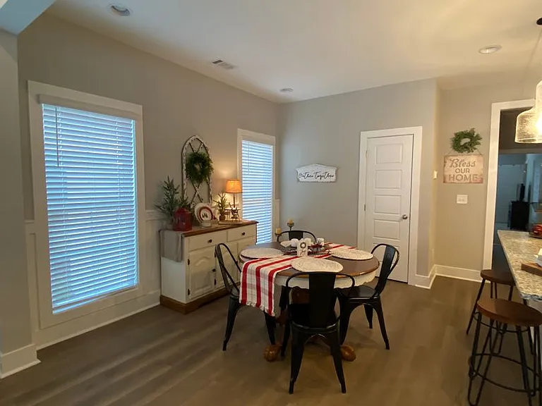 1283 Burrow Cir — Photo 5