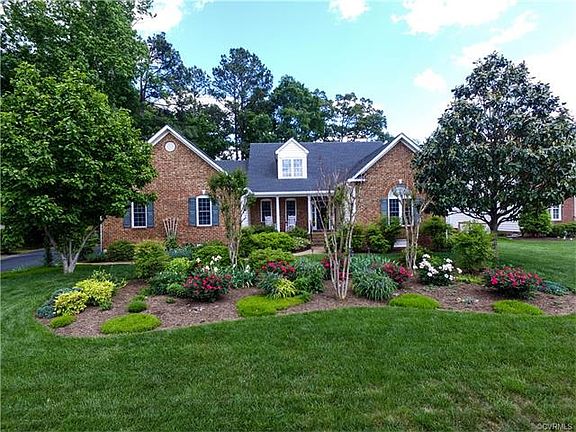 2nd image of 9384 Colincroft Dr