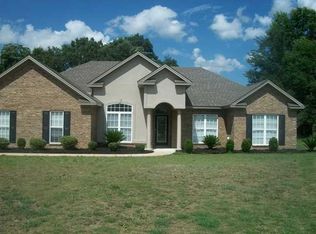 724 Whistlewood Rd, Montgomery, AL 36117