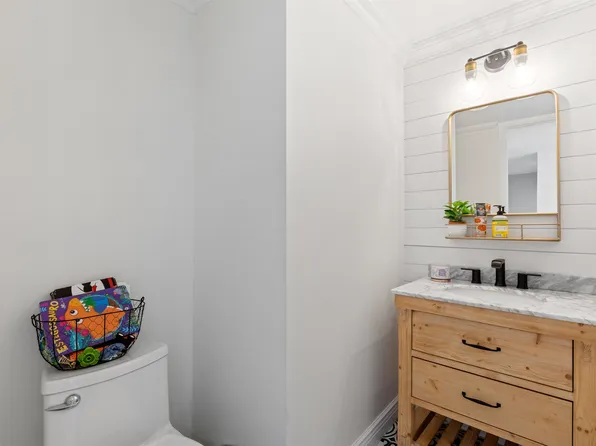 600 Harbor Boulevard image 12 of 21