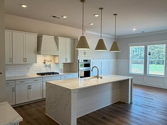 4th image of 314 Richey Road 2