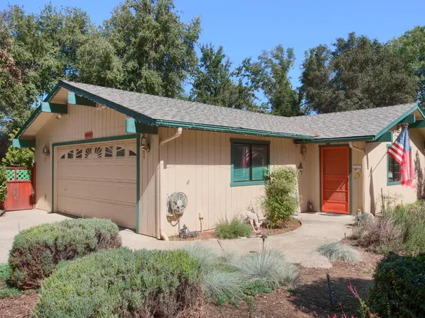 49759 Highview Way, Oakhurst, CA 93644