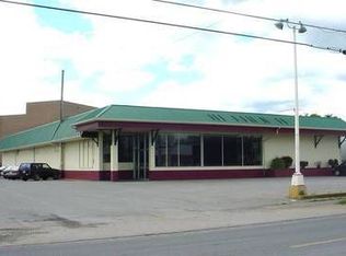 816 W Main St, Grove City, PA 16127