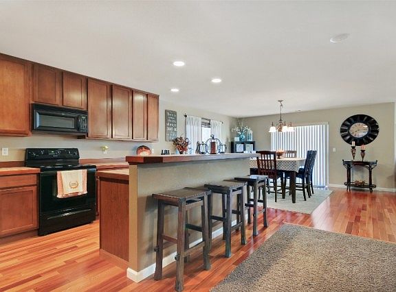 5th image of 17710 93rd Avenue Ct E
