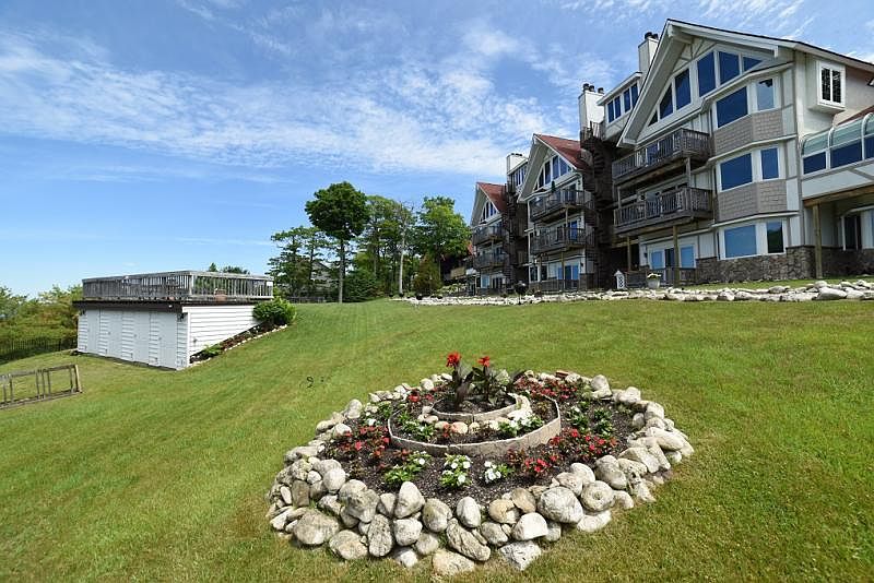 1st image of 3561 Eckel Dr #20