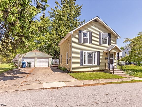 2nd image of 133 Crownhill Ave