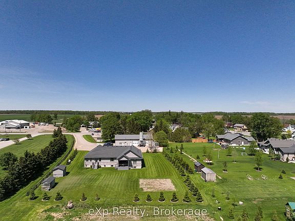 4th image of 4467 Perth St #72
