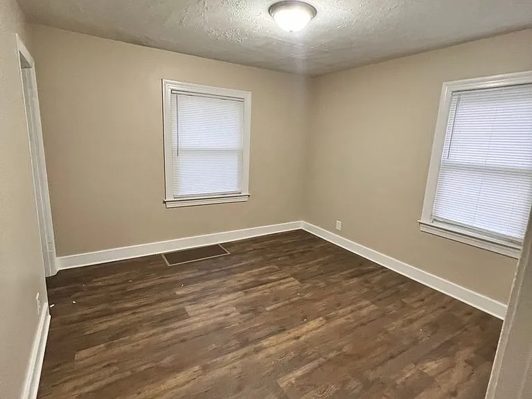 4004 Carol Rd — Photo 6