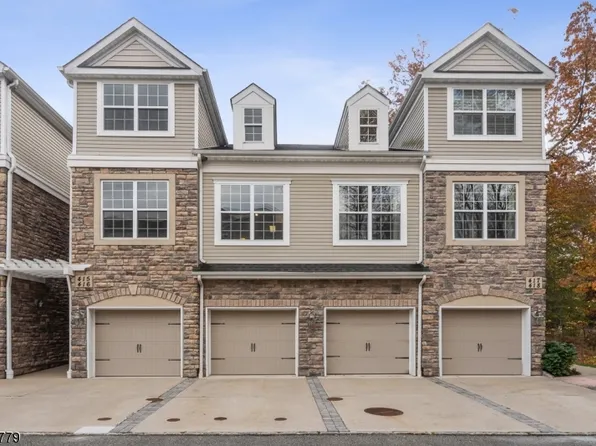 416 Welsh Pl, Morris Plains Boro, NJ 07950
