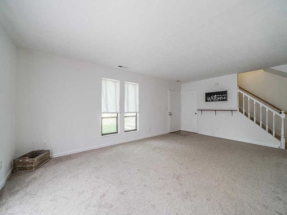 5th image of 4235 Briarwood Dr APT 3