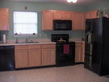 5th image of 1834 Southernwood Ln