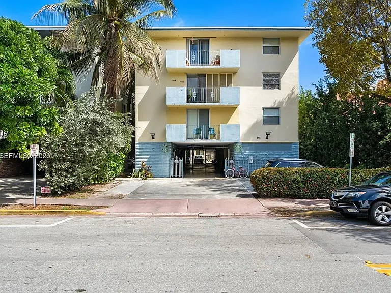 915 Jefferson Ave #2C — Photo 1
