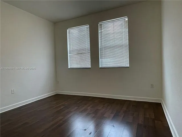 10844 NW 84th St — Photo 10