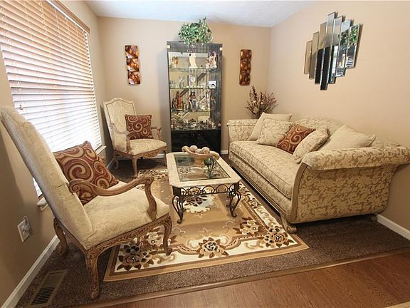 4th image of 3936 Abigail Dr