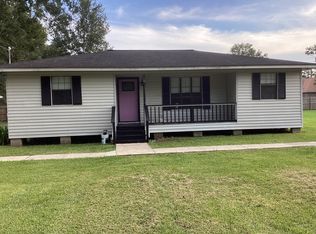 807 Phoenix Sq, Hammond, LA 70403