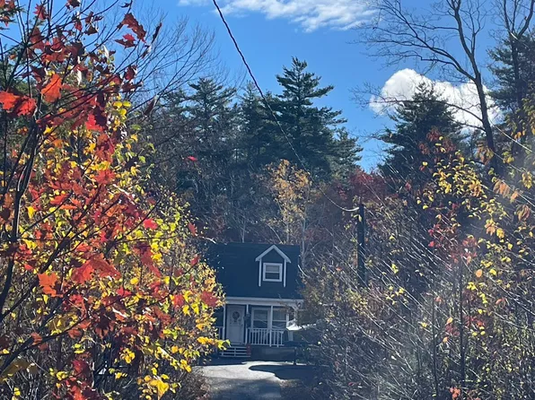 346 Meetinghouse Hill Rd, Farmington, NH 03835