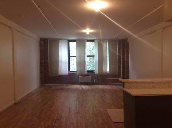 1st image of 257 Varet St APT 3D