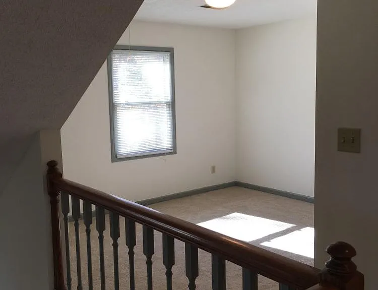 10400 Ravenbrook Ln — Photo 19