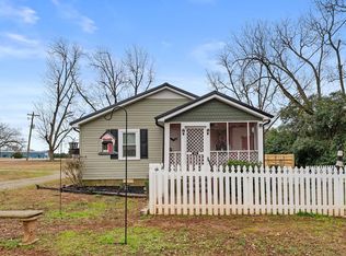 342 N Hampton Ave, Calhoun Falls, SC 29628