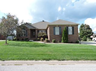 220 Maplewood Dr, Georgetown, KY 40324