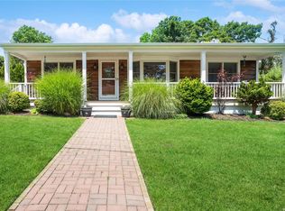 125 Freya Rd, Rocky Point, NY 11778