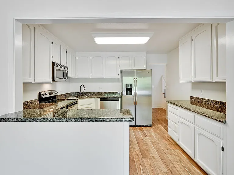 3675 Brach Way — Photo 4