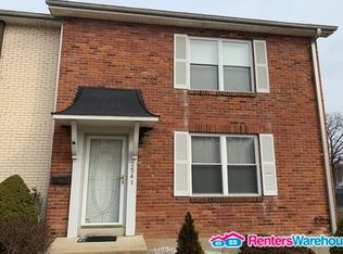 2541 Wallford Walk, Saint Louis, MO 63129