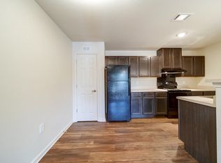 The Hub on Harris Apartment Homes, Charlotte, NC 28227