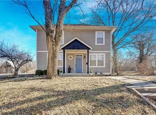 439 S Cherry St, Ottawa, KS 66067