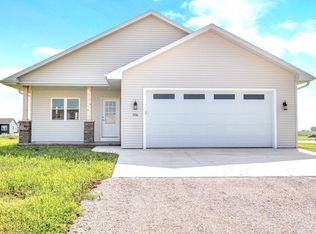 1114 Bonny Ln, Chilton, WI 53014