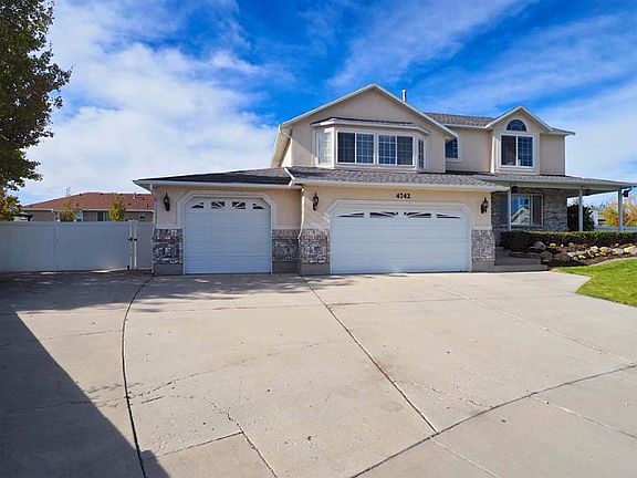 2nd image of 4742 W Copper Brook Cir